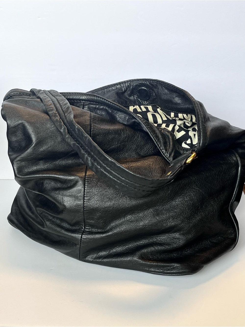 MARC BY MARC JACOBS Totally Turnlock Faridah Black Leather Hobo Bag - Picture 3 of 16